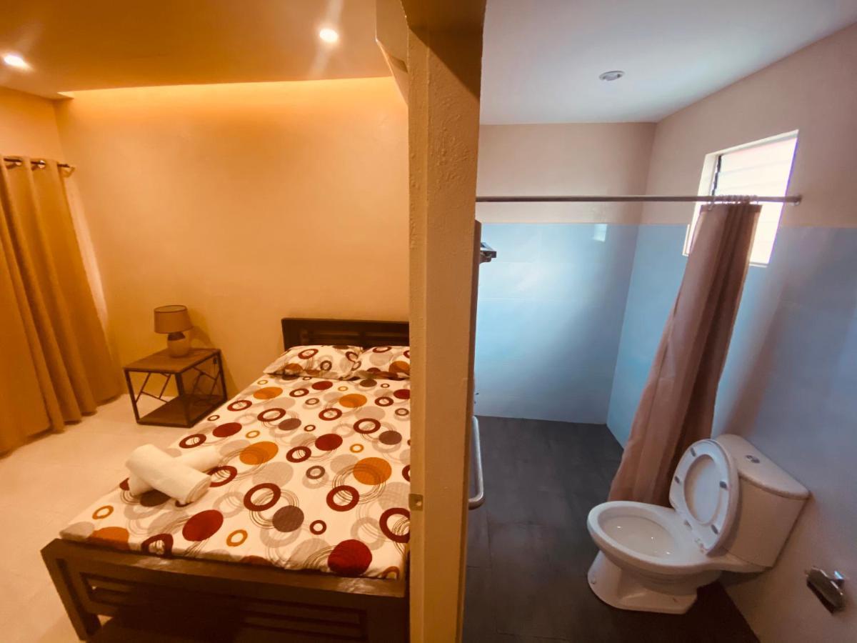 Claytown Pension House Dumaguete City Eksteriør billede
