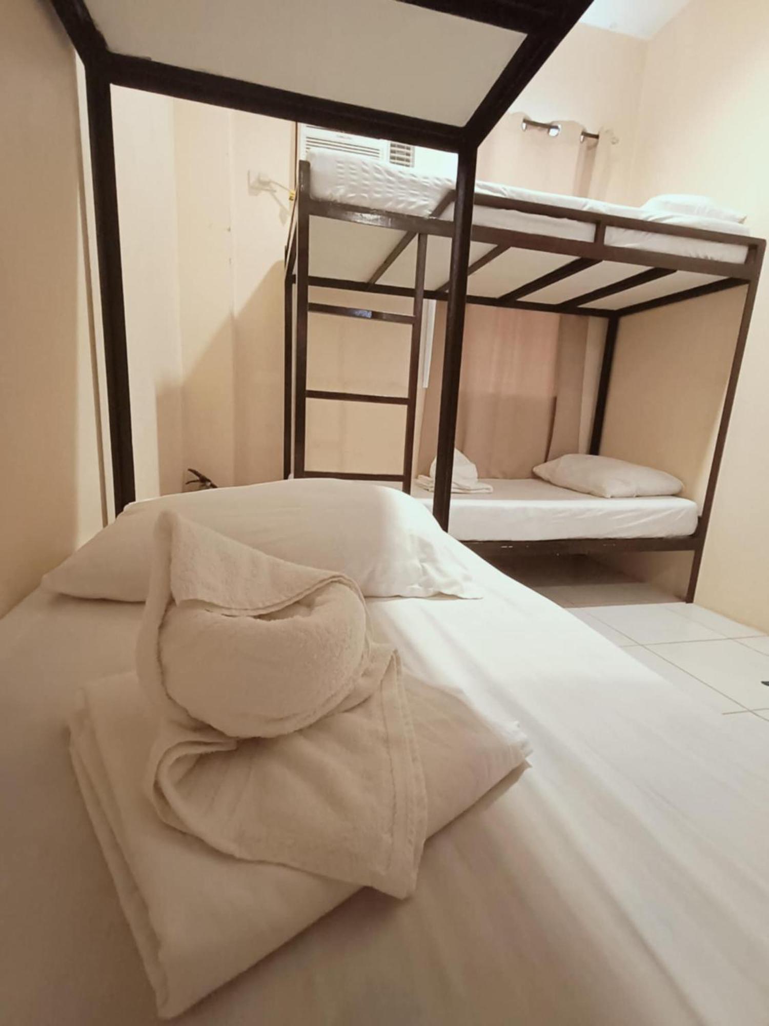 Claytown Pension House Dumaguete City Eksteriør billede