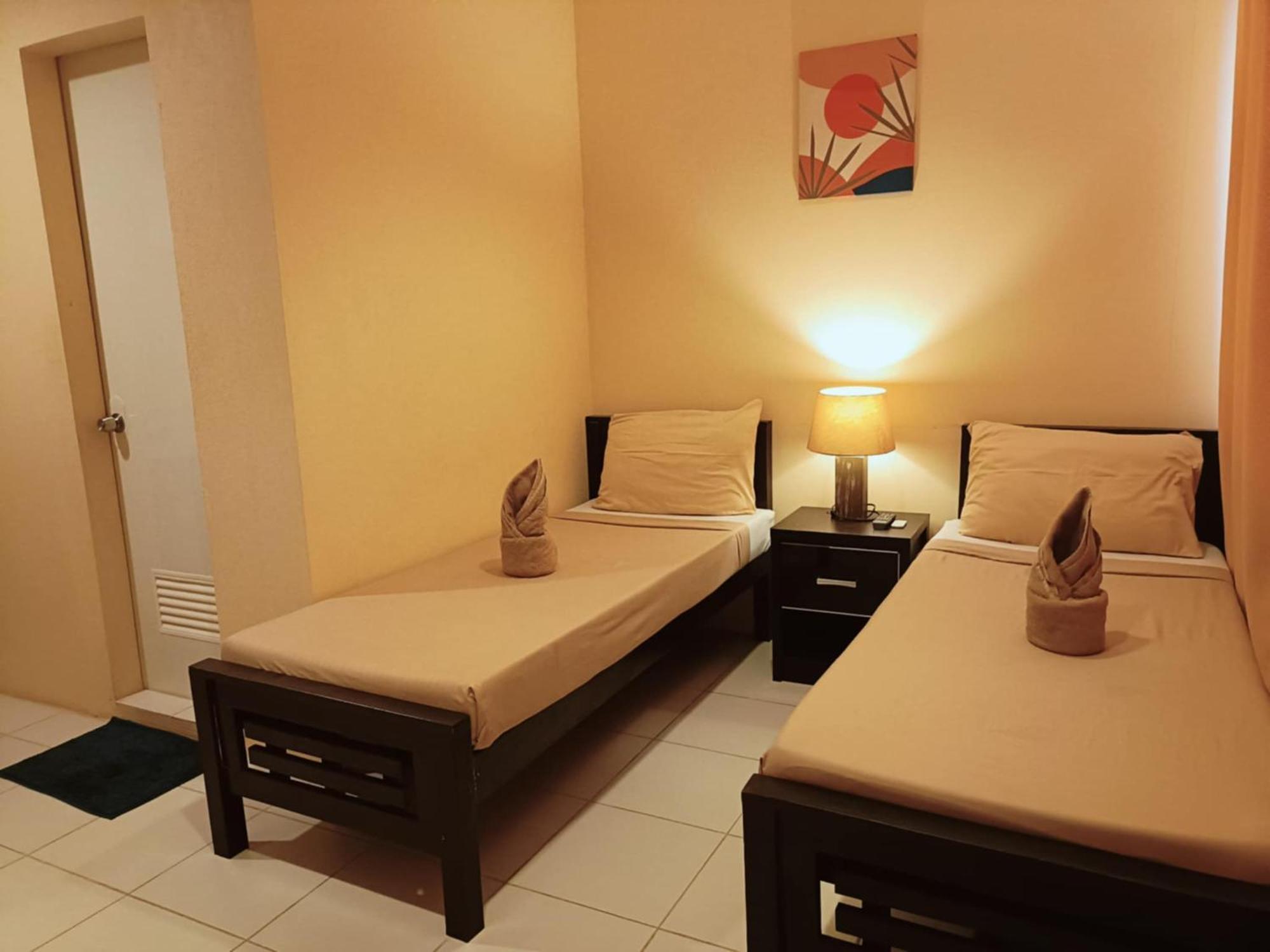 Claytown Pension House Dumaguete City Eksteriør billede