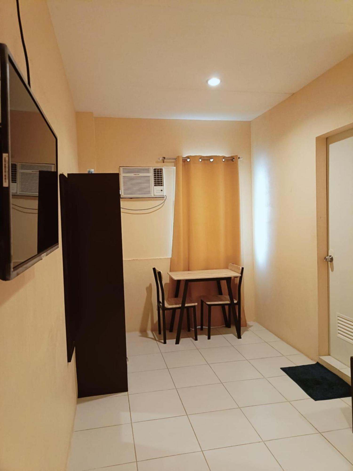 Claytown Pension House Dumaguete City Eksteriør billede